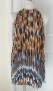 Plisse Sleeveless Multi Color Top Large